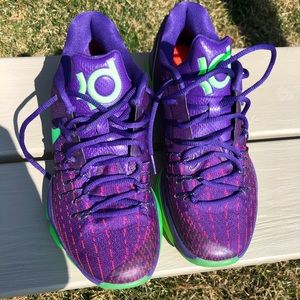 Nike KD size 7.5, gently worn, no marks